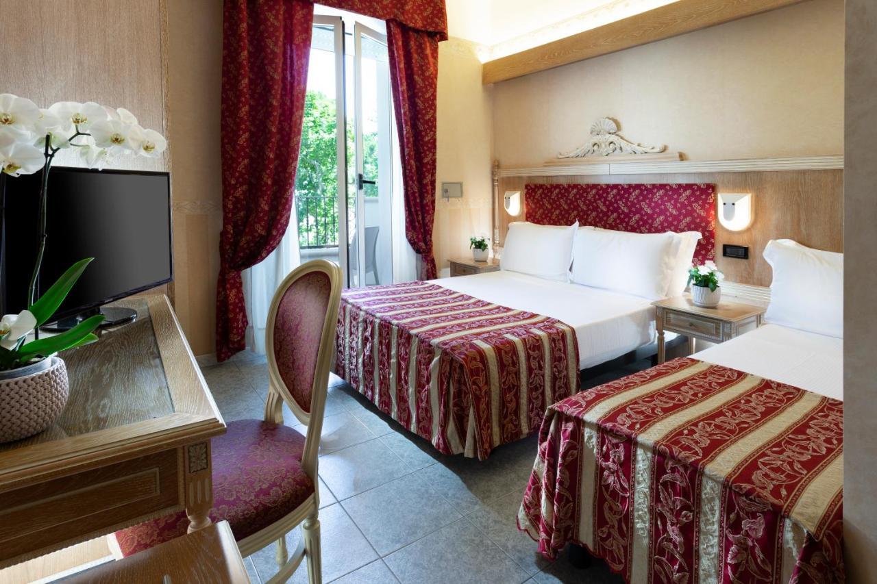 Hotel Gallia Palace Rimini Exterior photo