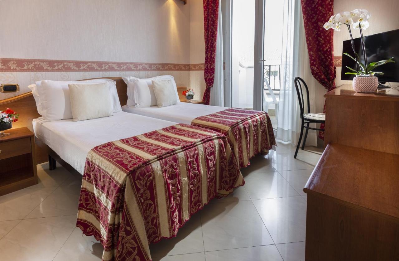 Hotel Gallia Palace Rimini Exterior photo